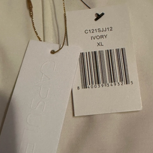 NWT CAPSULE 121
The Star Jacket In Ivory - Picture 16 of 16